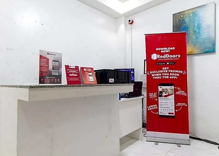 Hotel Reddoorz At Dbuilders Lower Bicutan 2*