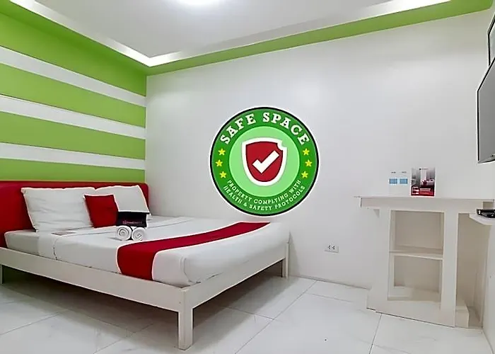 Hotel Reddoorz At Dbuilders Lower Bicutan 2*