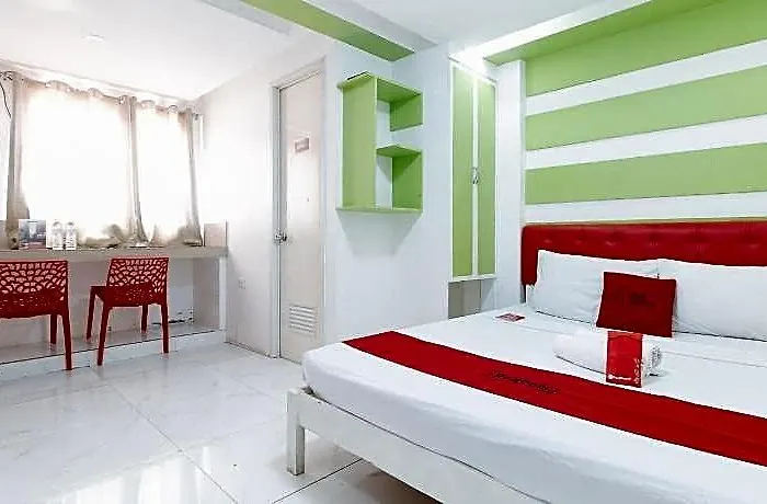Reddoorz At Dbuilders Lower Bicutan 2* Manila
