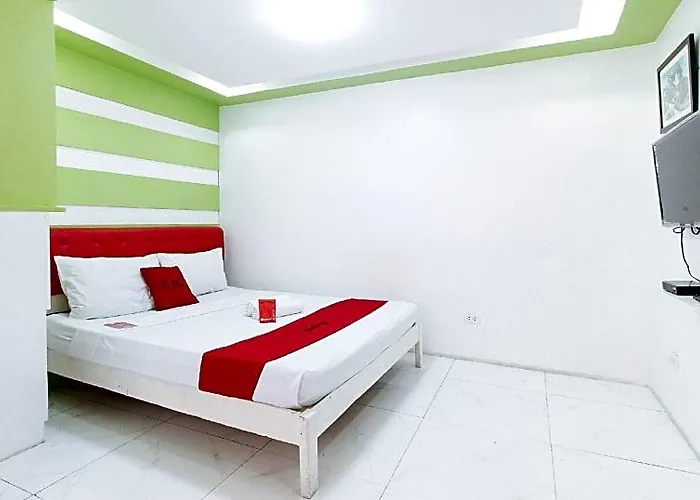 Reddoorz At Dbuilders Lower Bicutan Hotel 2*