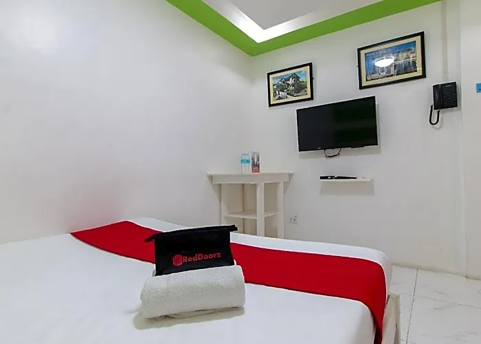 Reddoorz At Dbuilders Lower Bicutan